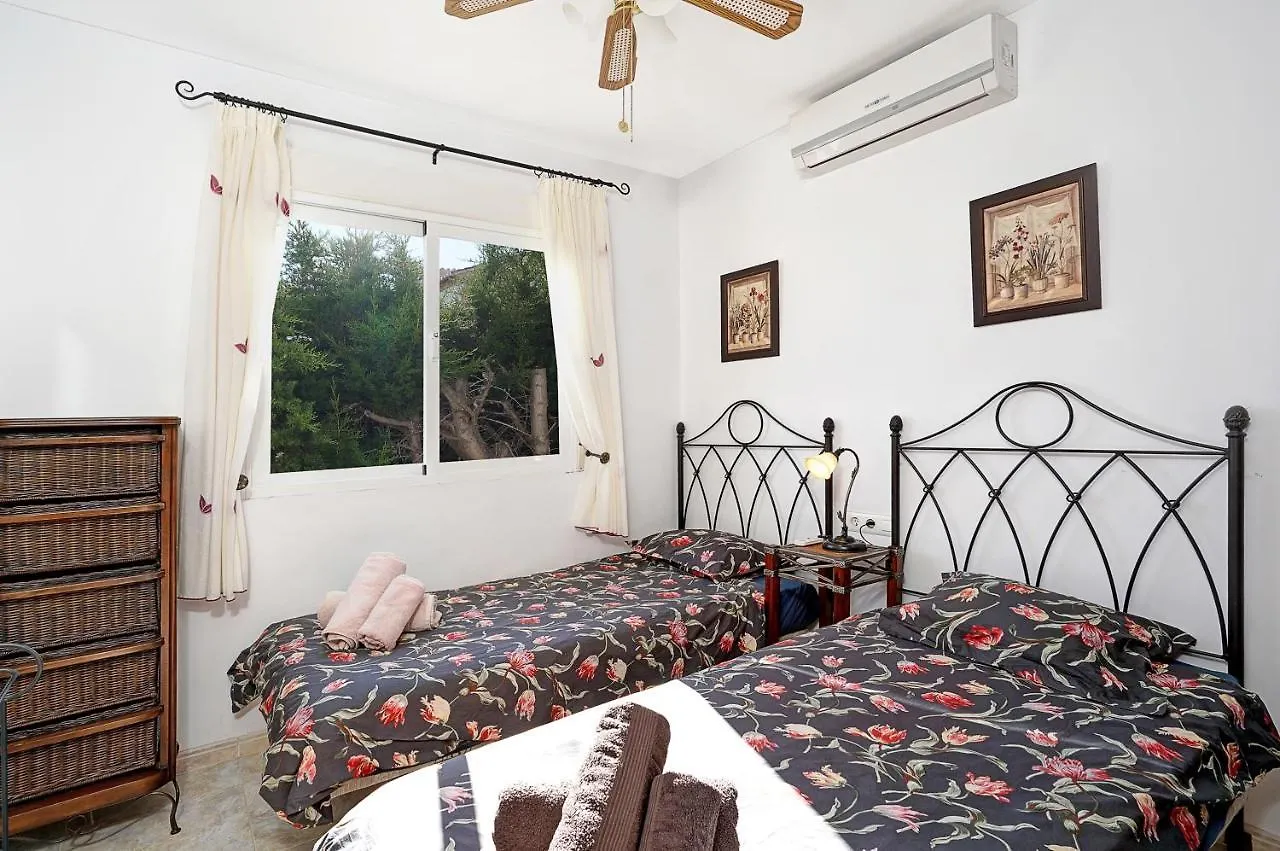 Breathtaking Seaside Villa With Heated Saltwater Pool & Panoramic Terraces 살로브레나 스페인